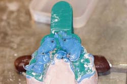 15june4bc Simmons Minixtrememakeover23 15june4bc Simmons Minixtrememakeover23