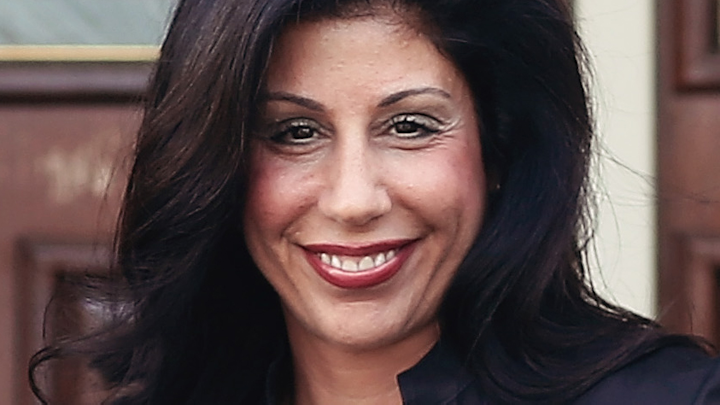 Lisa Headshot