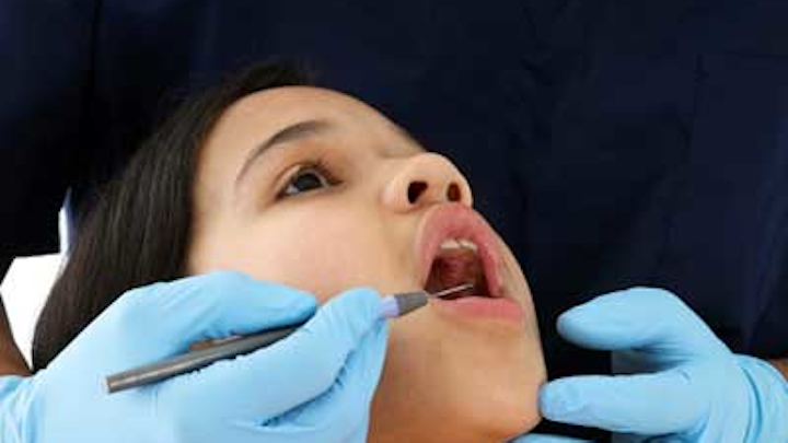 Pediatricdentalpatient Dreamstime