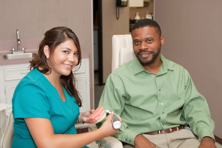 Shutterstock 33072922 Helping Patient
