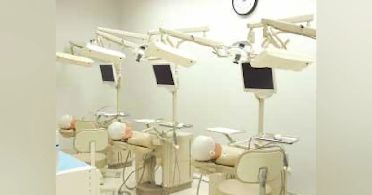 High-tech simulators come to the preclinical lab | Dentistry IQ