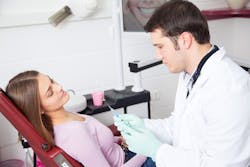 Young Dentist With Pt Young Dentist With Pt