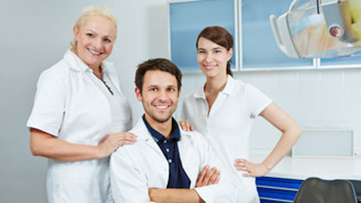 Content Dam Diq Online Articles 2016 03 Dentist Staff 1