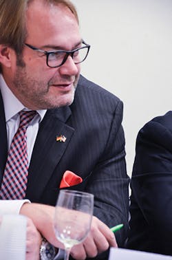 1603apxger P01 1603apxger P01