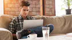 Content Dam Diq Online Articles 2017 02 Dental Office Social Media 1