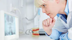 Content Dam Diq Online Articles 2017 10 Dentist Vs X Ray Thumbnail