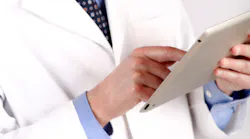 Content Dam Diq Online Articles 2018 05 Doctor Using Ipad Diqthumb
