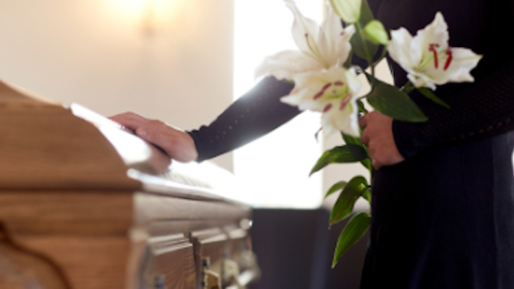 Content Dam Diq Online Articles 2018 09 Funeral 1