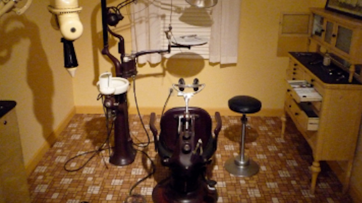 Content Dam Diq Online Articles 2018 11 Retro Dental Office 1