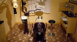 Content Dam Diq Online Articles 2018 11 Retro Dental Office 1