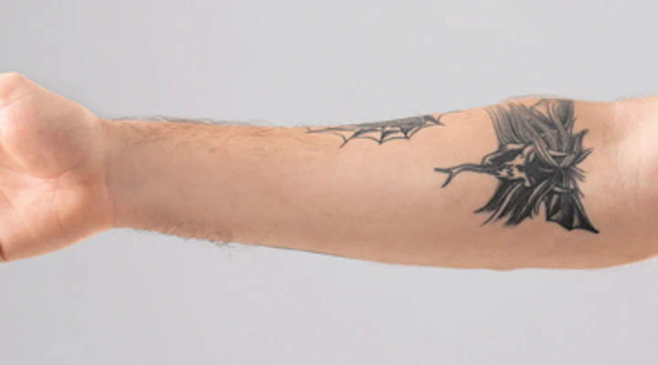 Thursday Troubleshooter What Should Man Do About Tattoos During Dental Assistant Interview Dentistryiq