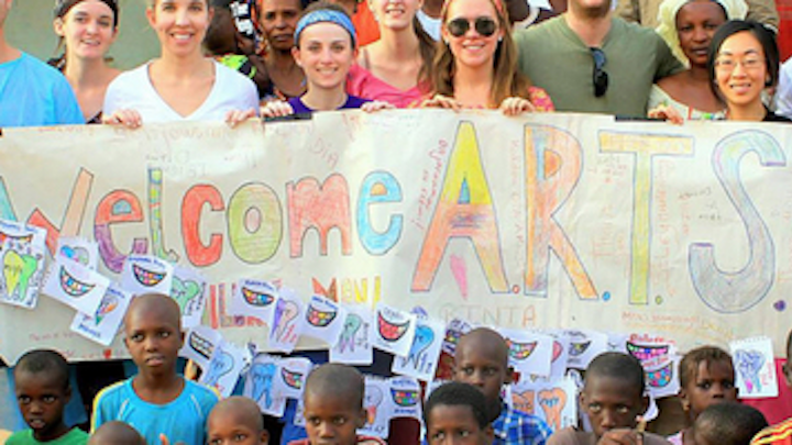 Content Dam Diq En Articles Apex360 2016 09 Changing Lives In Africa Dental Volunteers From A Reason To Smile Arts Participate In Global Outreach Leftcolumn Article Thumbnailimage File