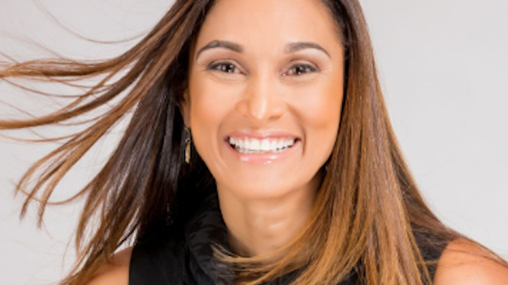 Content Dam Diq En Articles Apex360 2017 08 The Power Of Facebook Marketing For Dentists An Interview With Dr Anissa Holmes Leftcolumn Article Thumbnailimage File