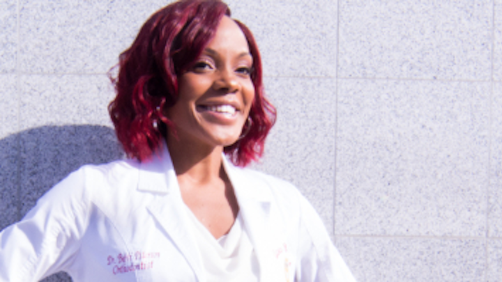 Content Dam Diq En Articles Apex360 2017 10 Tooth Jewelry Celebrity Patients And Social Media An Interview With Dr Bobbi Peterson Leftcolumn Article Thumbnailimage File