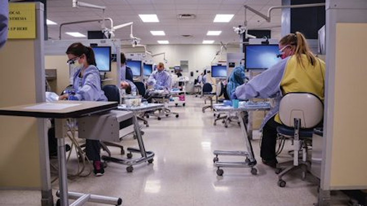 Content Dam Diq En Articles Apex360 Print Volume 2 Issue 6 Special Feature Dental School Disruption 101 Leftcolumn Article Thumbnailimage File