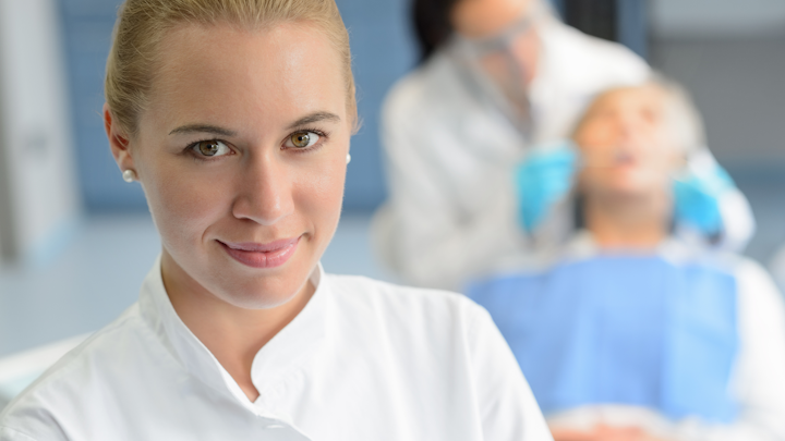Dental Assistant