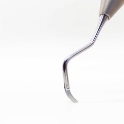 The Hu-Friedy Akro-Flex features nickel titanium (NiTi) working ends. The Hu-Friedy Akro-Flex features nickel titanium (NiTi) working ends.