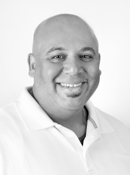 Carlos Rodriguez Headshot