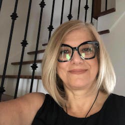 Rosa Headshot (2) Rosa Headshot (2)