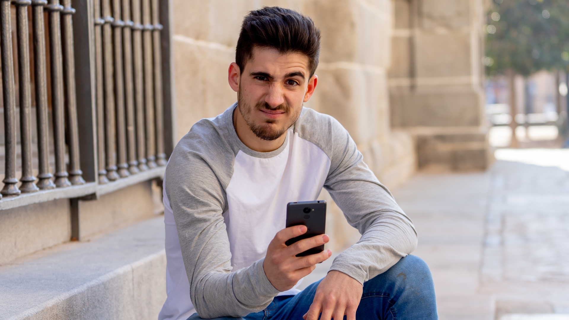 Dreamstime M 139799690 615347ec38bd2