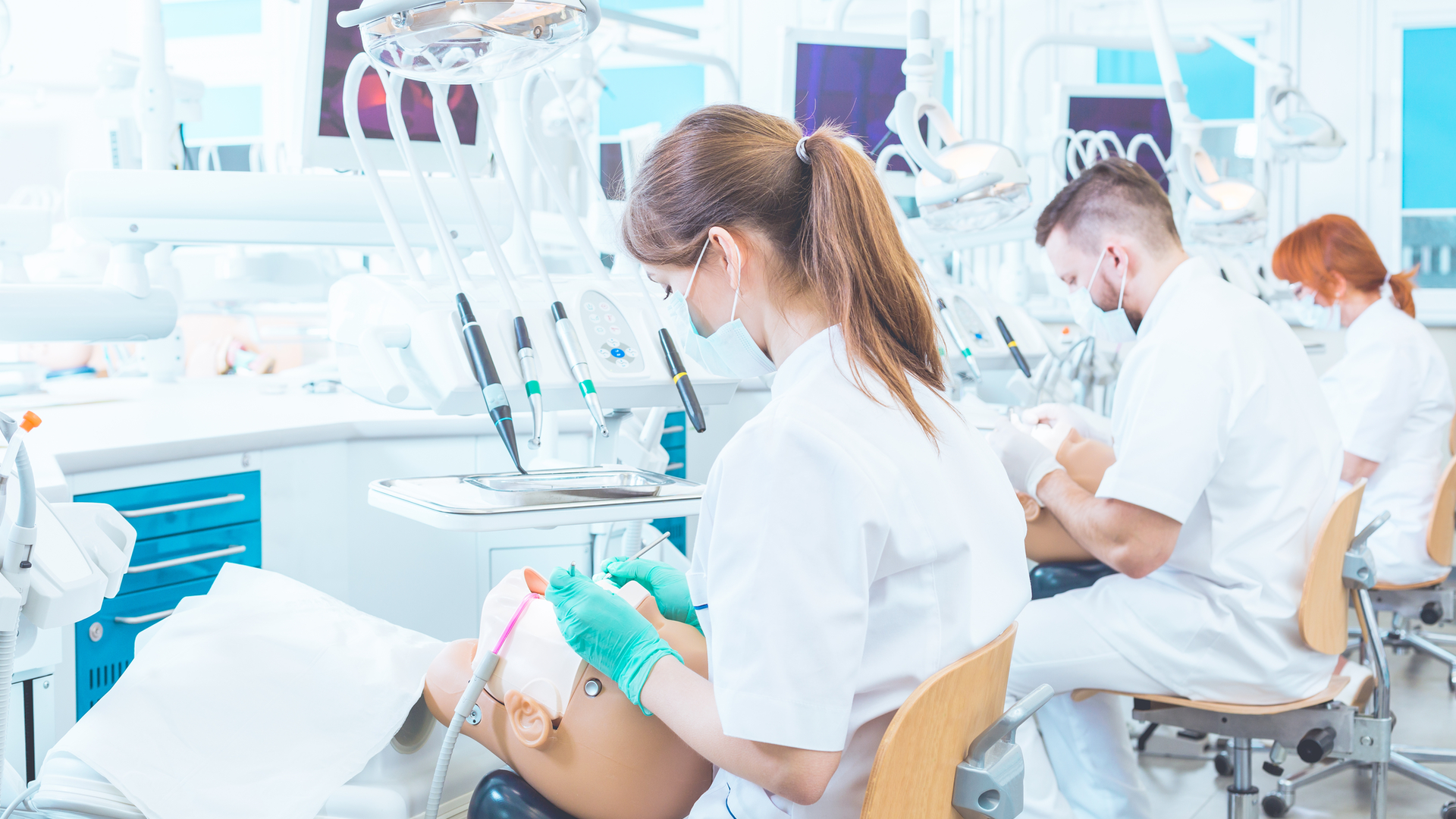 Dreamstime M 76619928