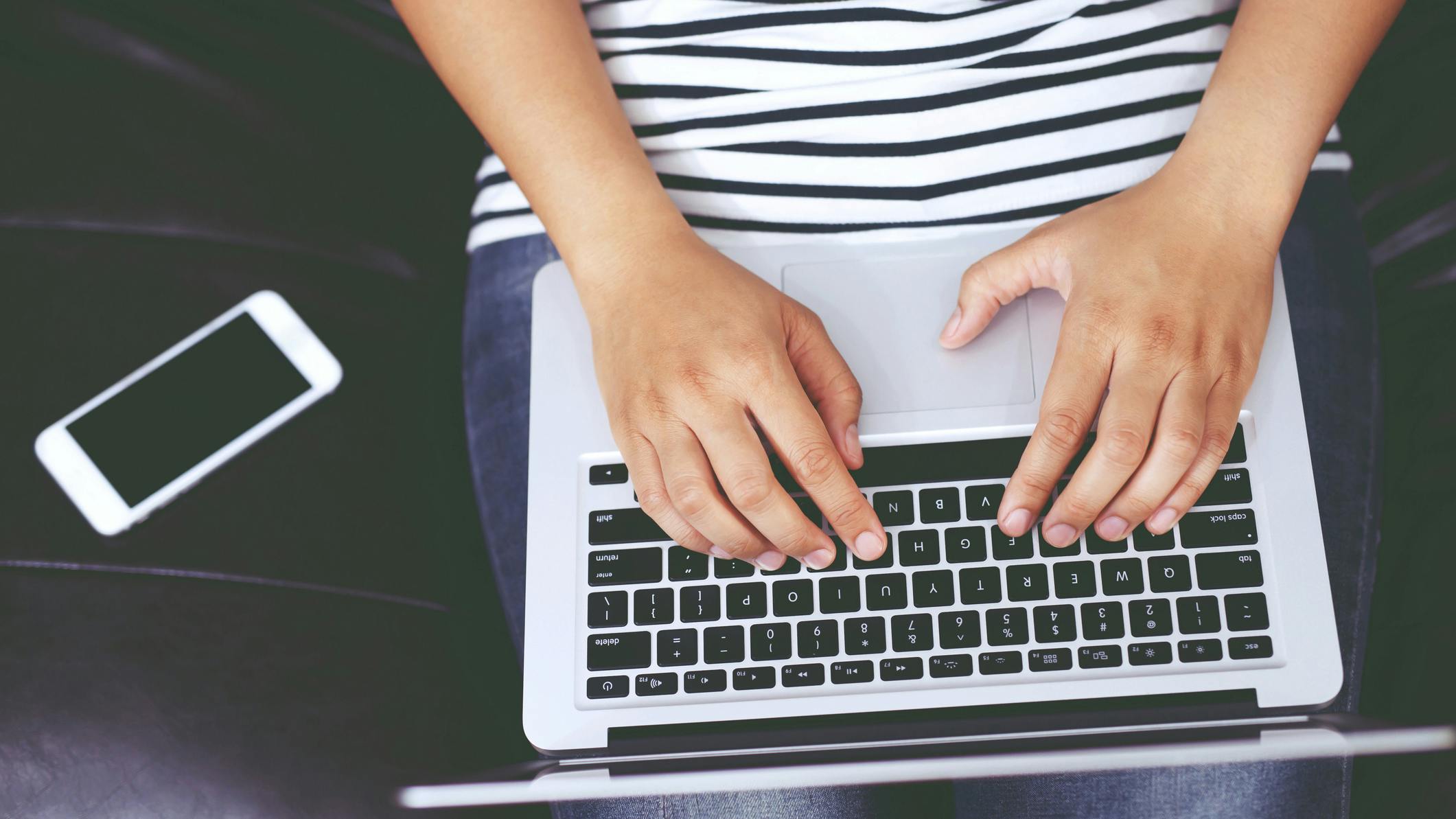 woman lost voice box but still communicates in own voice via AI laptop and app