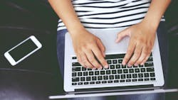 woman lost voice box but still communicates in own voice via AI laptop and app woman lost voice box but still communicates in own voice via AI laptop and app